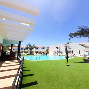 https://lovely-apartment-costa-adeje-big-terrace.tenerifehoteles.net